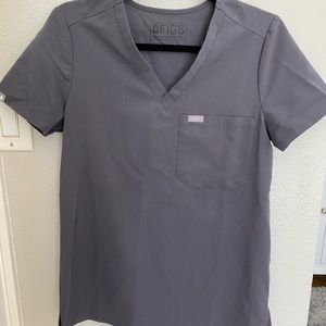 FIGS Catarina Scrub Top in grey